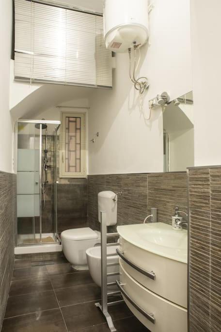 4 Canti Central Cozy Apt In Via Maqueda Palermo Luaran gambar
