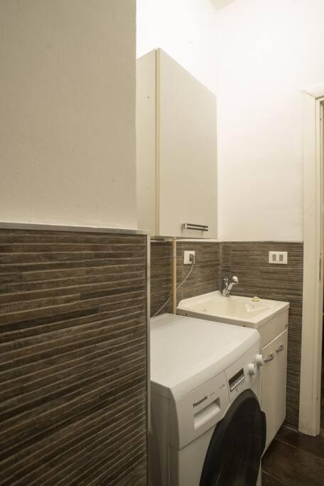 4 Canti Central Cozy Apt In Via Maqueda Palermo Luaran gambar