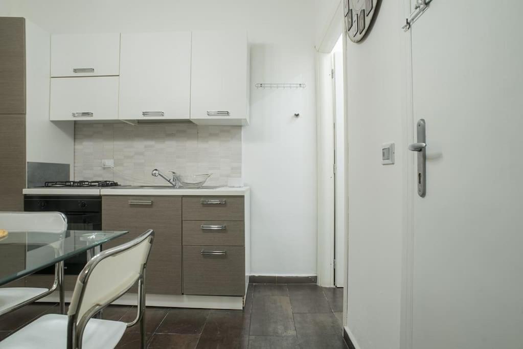 4 Canti Central Cozy Apt In Via Maqueda Palermo Luaran gambar